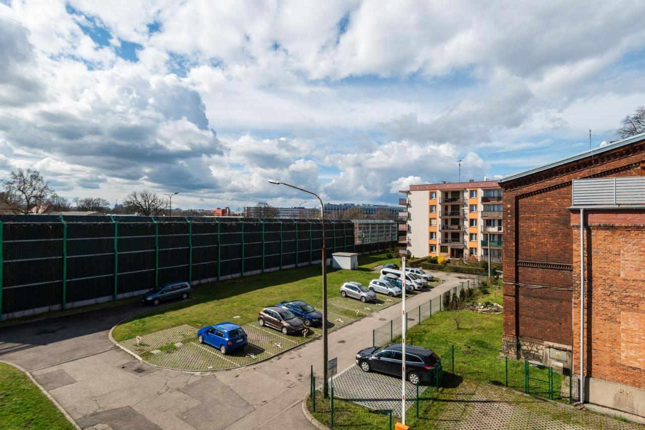 Kairos Apartments - Friends - Darmowy Parking, Blisko Centrum Gliwice Exterior photo